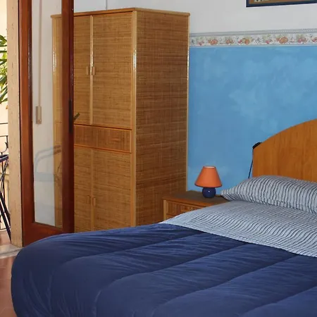 The Dolphins Guest house Taormina