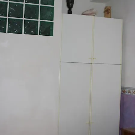 Guest house The Dolphins